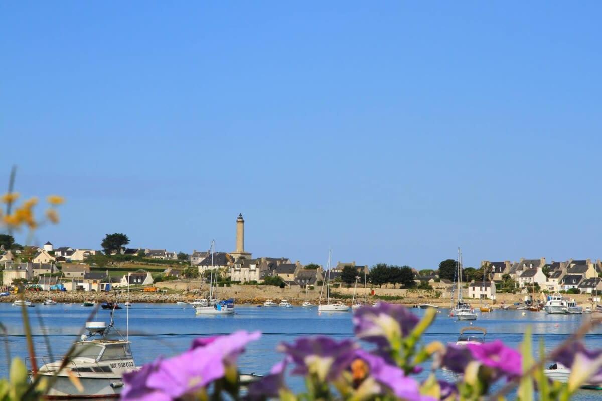 Kermartin - Maison De Famille Avec Vue Sur La Baie De Morlaix Plouézocʼh Dış mekan fotoğraf