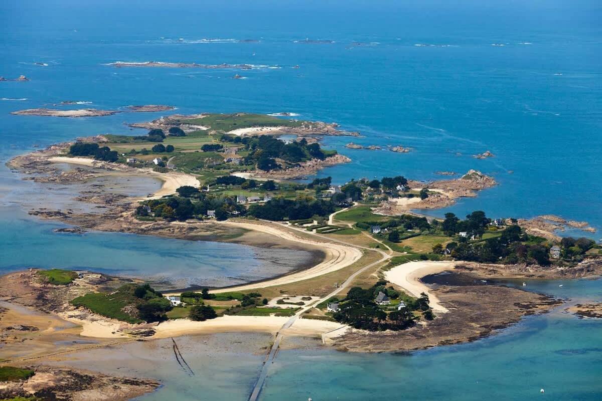 Kermartin - Maison De Famille Avec Vue Sur La Baie De Morlaix Plouézocʼh Dış mekan fotoğraf